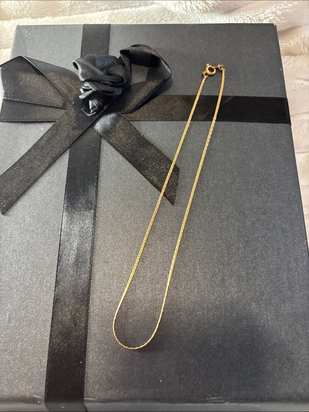 15” Vintage Sarah Coventry Gold tone Necklace marked SARAH